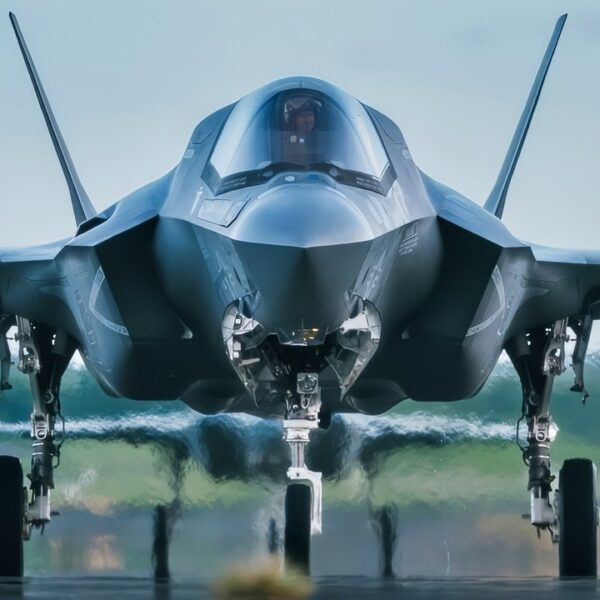J-35 vs. F-35: Which Stealth Fighter Is More ‘Stealth’?
