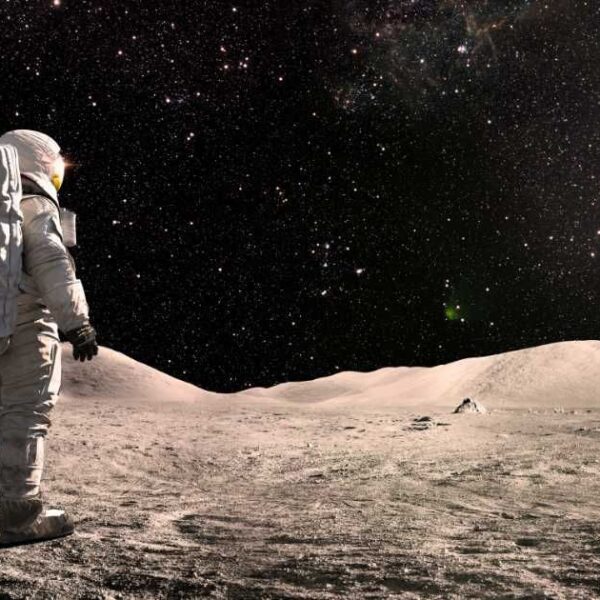 Is communication from the Moon to Earth possible even when the Moon is on the far side?