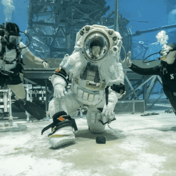Artemis: Moon Suit Training Submerged