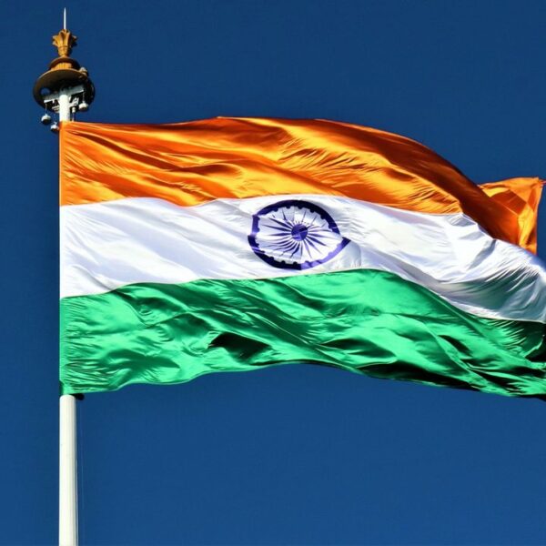 Experts “deeply concerned” by India’s plan to force all smartphones to run pre-installed security app